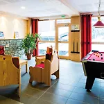 Lagrange Les Du Mont Blanc 3* 오틀루스