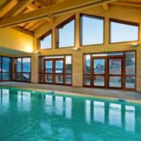 拉格朗日瓦坎锡斯勃朗峰小屋度假村 3*